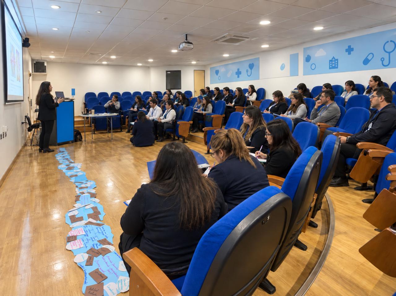 Capacitación de Nuestros Lazos con un grupo numeroso